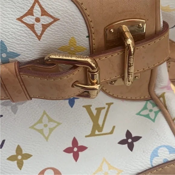 LOUIS VUITTON Takashi Murakami
Monogram Multicolor Claudia White - Picture 8 of 13